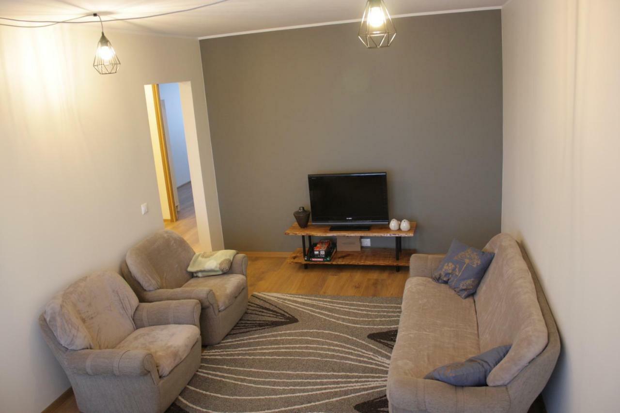 Kesklinna Apartement Hapsal Exteriör bild